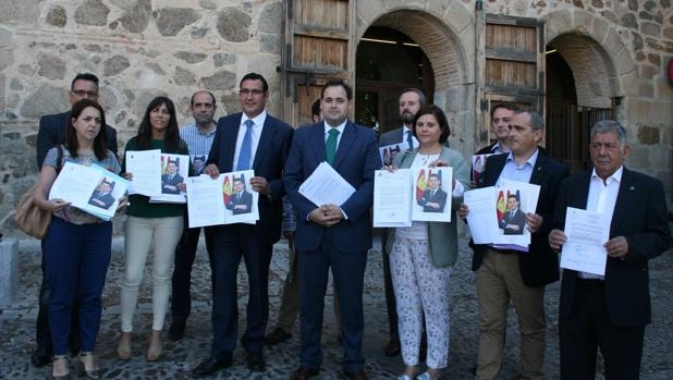 	Las alcaldesas de Ledaña y Villanueva de la Jara aseguran que “solo queremos el mejor servicio sanitario para nuestros vecinos”