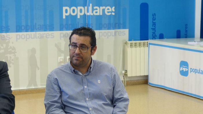 Algaba: “El verdadero ataque frontal a la autonomía local y a su capacidad de prestar servicios lo propicia el PSOE con su intención de eliminar las diputaciones”