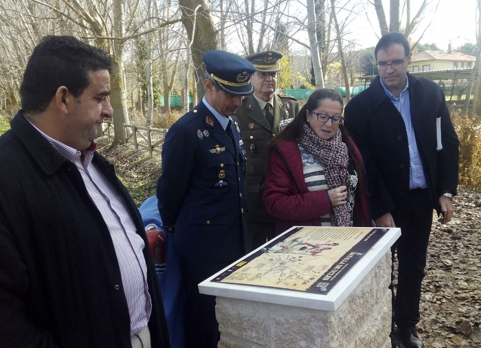 Prieto alaba la apuesta del Ayuntamiento ucleseño por la fusión de turismo e historia con la Ruta de la Batalla de Uclés