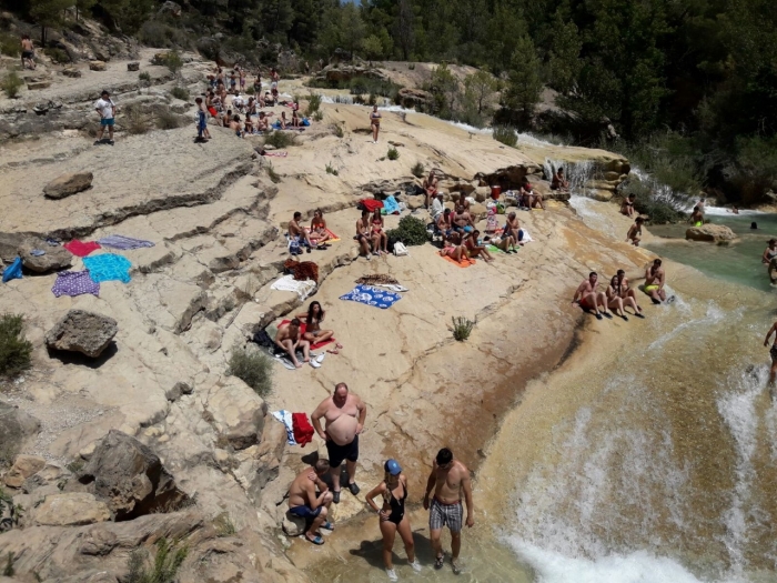 El PP pide al alcalde de Enguídanos que asuma responsabilidades en el aumento de accidentes y en la masificación del paraje de Las Chorreras