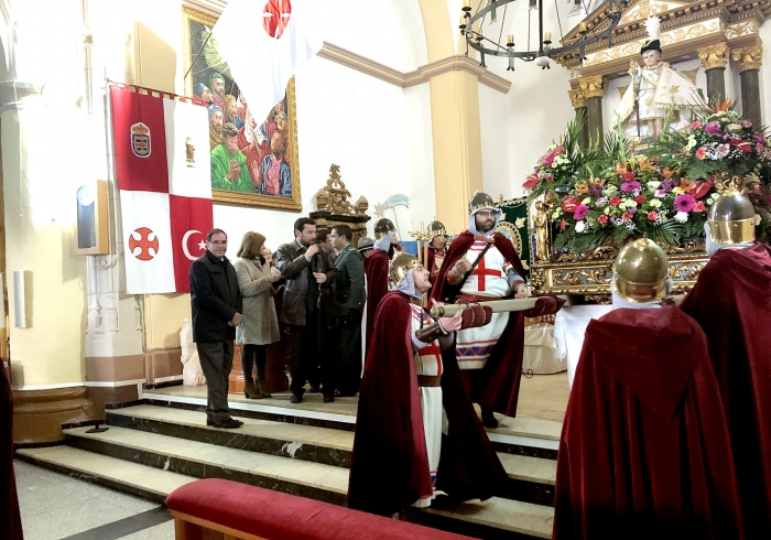 Prieto felicita a los valverdeños por haber mantenido a lo largo de su historia sus Fiestas de Moros y Cristianos 