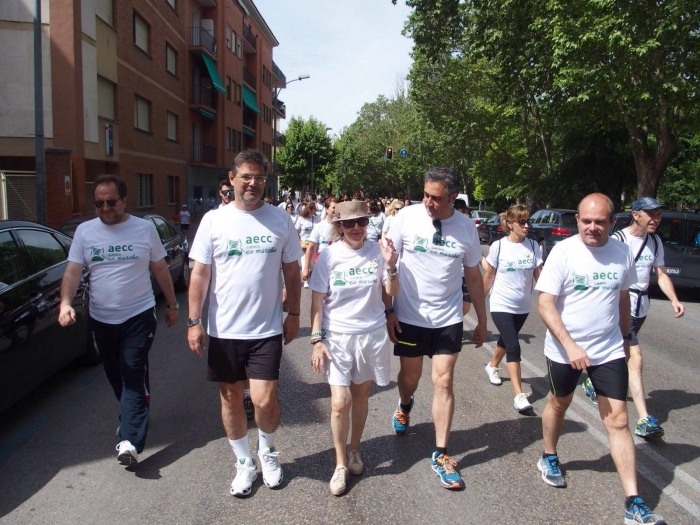 Representantes del Partido Popular de Cuenca, entre ellos Rafael Catalá, se suman a la II Marcha Contra el Cáncer