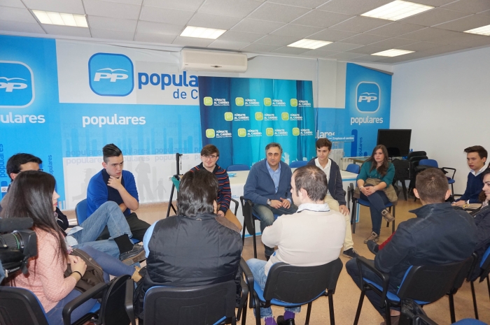 Mariscal trabaja en un Plan Joven con medidas para fomentar la creación de empleo y la capacitación