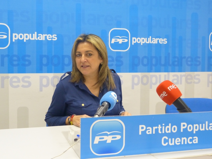 Martínez pone en valor “el incansable trabajo de la presidenta Cospedal por mejorar la vida familiar, personal y laboral de las mujeres de nuestra tierra”