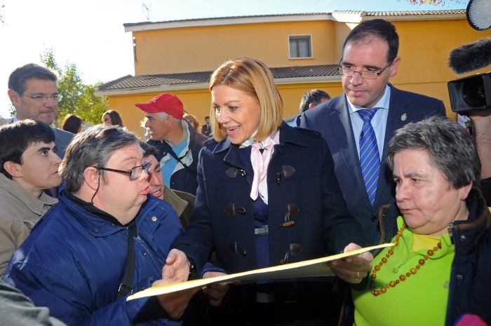 Cospedal agradece a quienes nos enseñan cada día con su gratitud,  sencillez, generosidad y cariño que hay muchas maneras de ser capaz