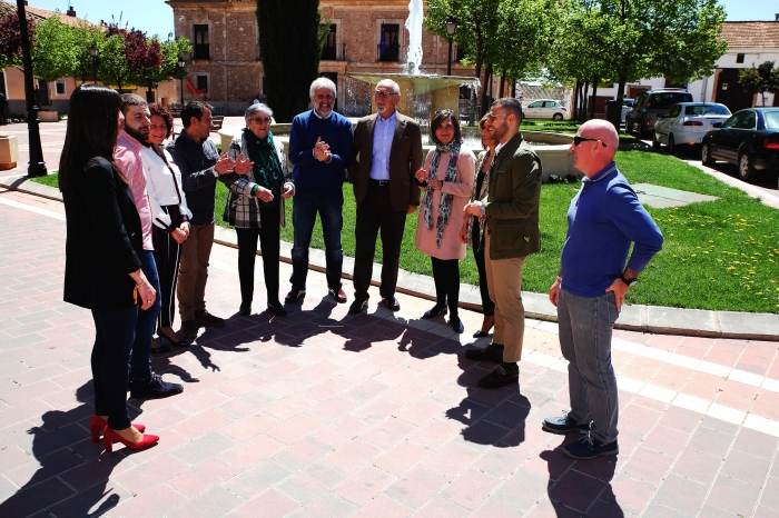 Cerca de trescientos sisanteños arropan al PP en la presentación de la candidatura "Sisante Avanza Contigo" 