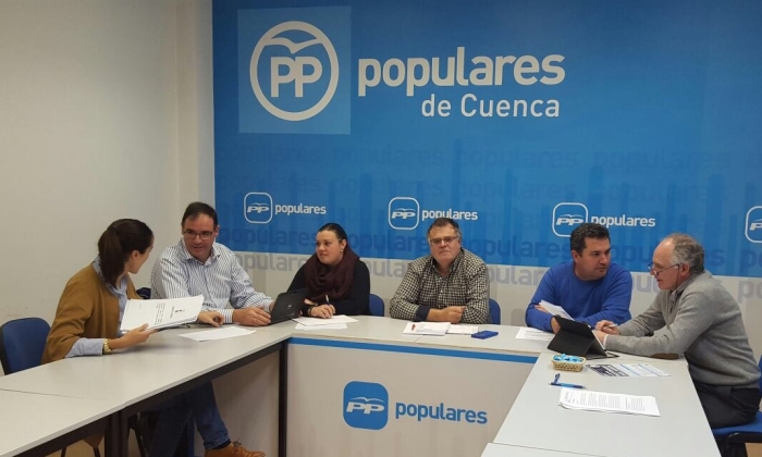 Alcaldes de la provincia de Cuenca muestran su preocupación ante el mapa zonal de transporte rural elaborado “de forma torticera” por el Gobierno de Page