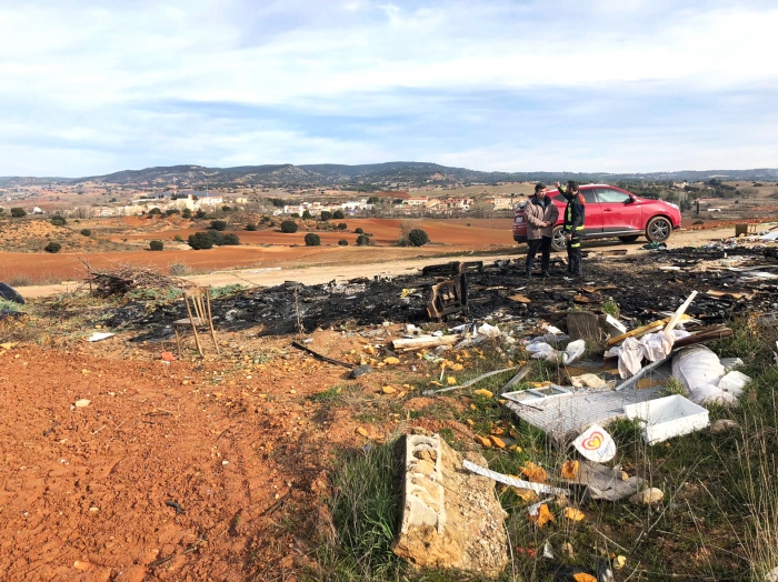 Cuesta comprueba la inexistencia de peligro para la población de Chillarón en el último incendio en su punto limpio 