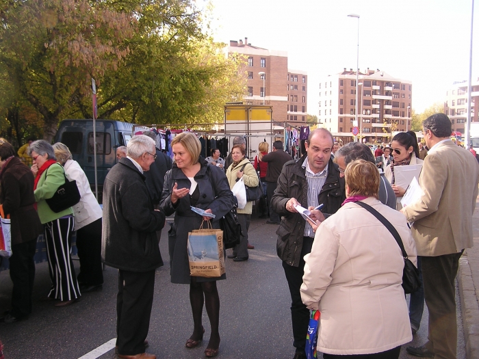 El PP recoge más de 500 firmas en contra de la subida de impuestos de Ávila en menos de dos horas 